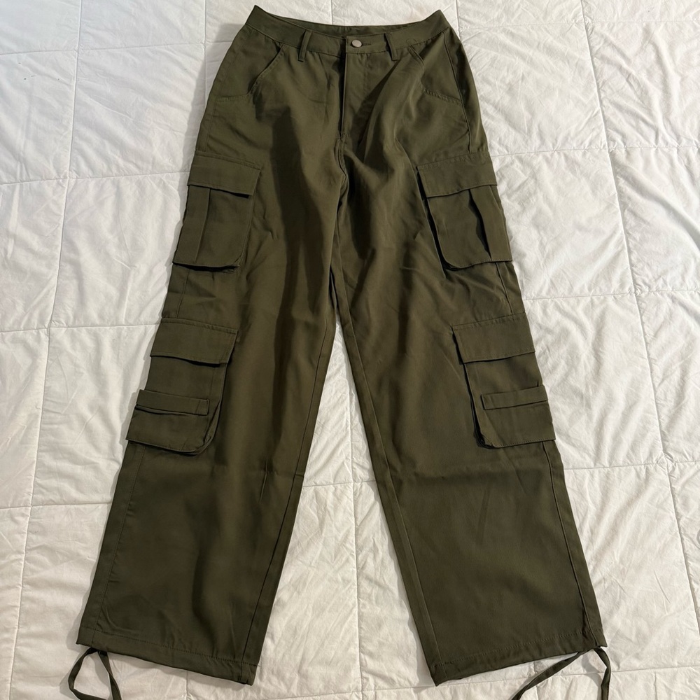 Olive Wide Leg Cargo Pants